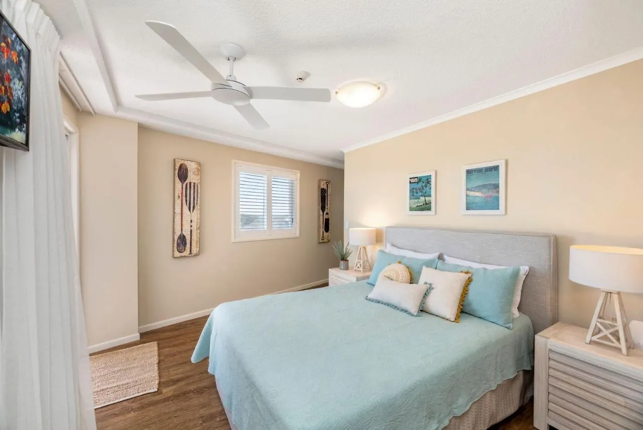 The Entrance Unit 12 Currimundi Villa Kawana Waters